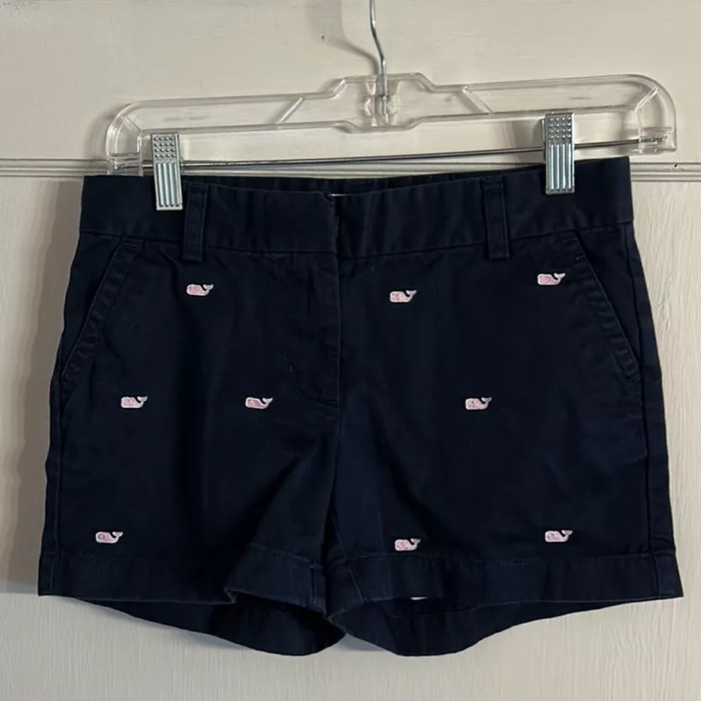 Vineyard Vines navy chino girls shorts with pink embroidered whale logo size 12